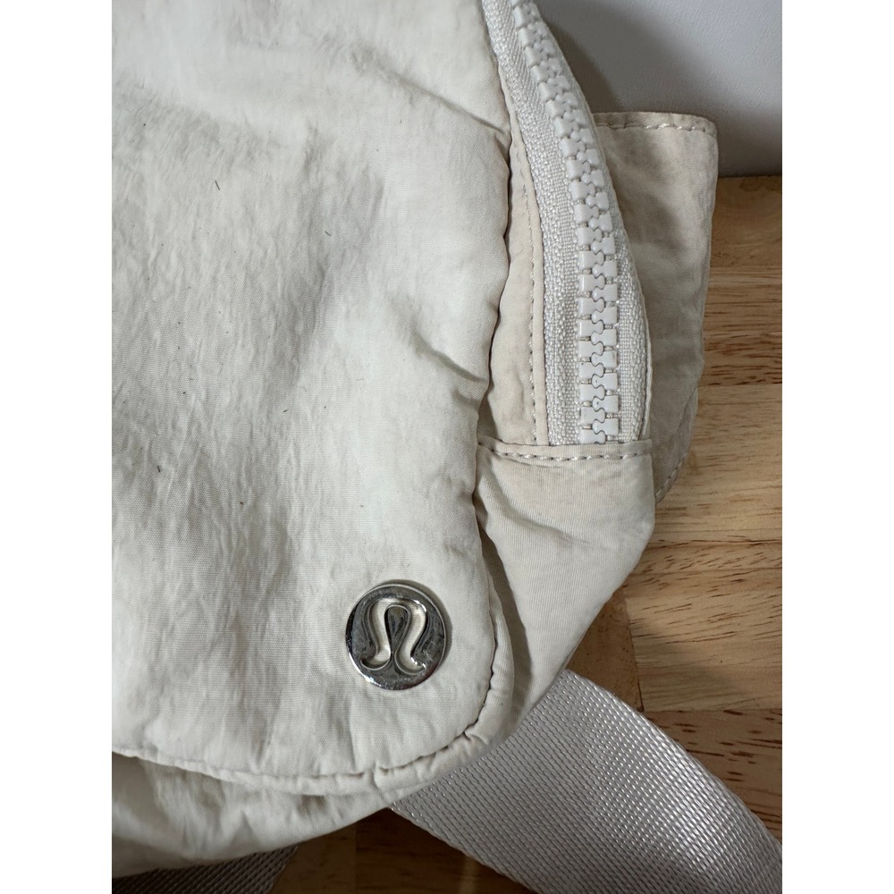 Lululemon Everywhere Belt Bag 1L 2L White Recycled Nylon Fanny Pack Lot of 2 - Picture 4 of 14